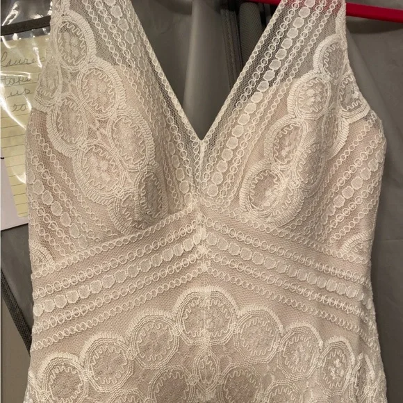 Wtoo Lace and Silk underlay Ivory Wedding Dress - Picture 4 of 13